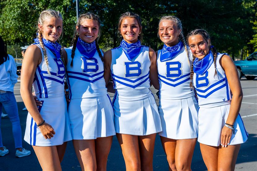Schools celebrate homecomings